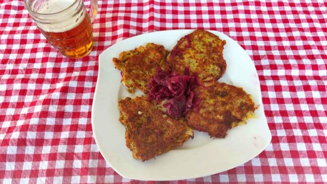 bramboráčky s cibulí