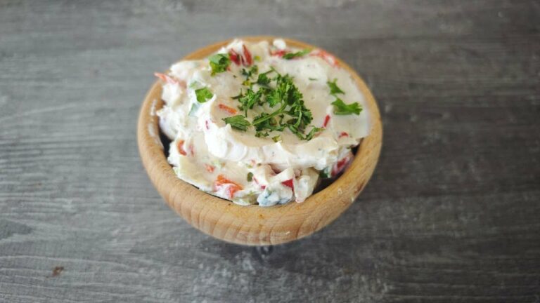 Pomazánka s pečenou paprikou