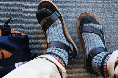 Sandály s ponožkami